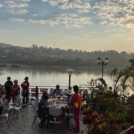 צ'יאנג קונג Day Waterfront Hotel מראה חיצוני תמונה